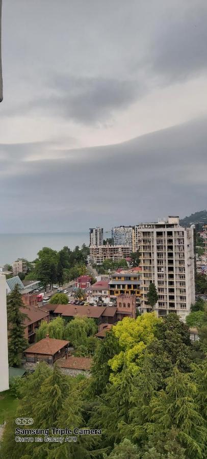 Студия Радуга У Моря Колхида Apartment Batumi Exterior photo